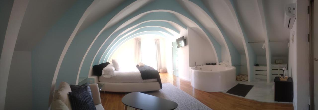 Espejo De Soledades Villa Vigo de Sanabria ภายนอก รูปภาพ