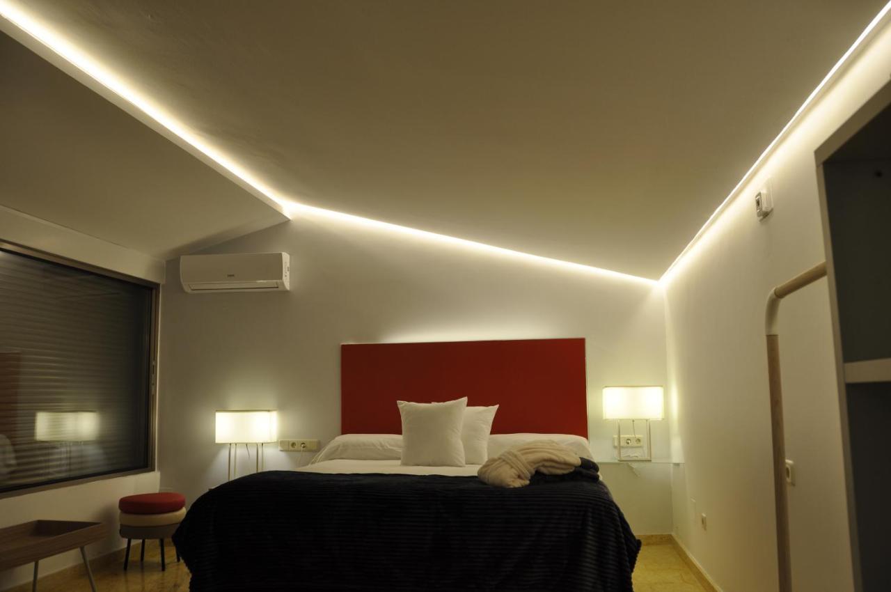 Espejo De Soledades Villa Vigo de Sanabria ภายนอก รูปภาพ