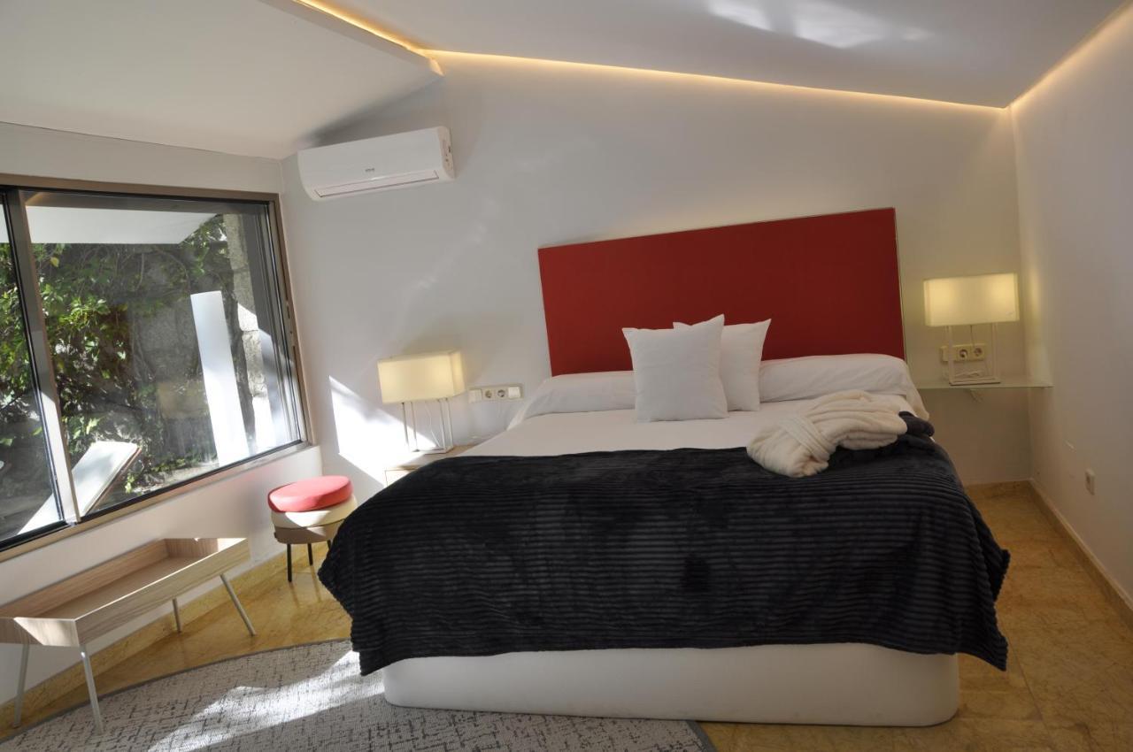 Espejo De Soledades Villa Vigo de Sanabria ภายนอก รูปภาพ