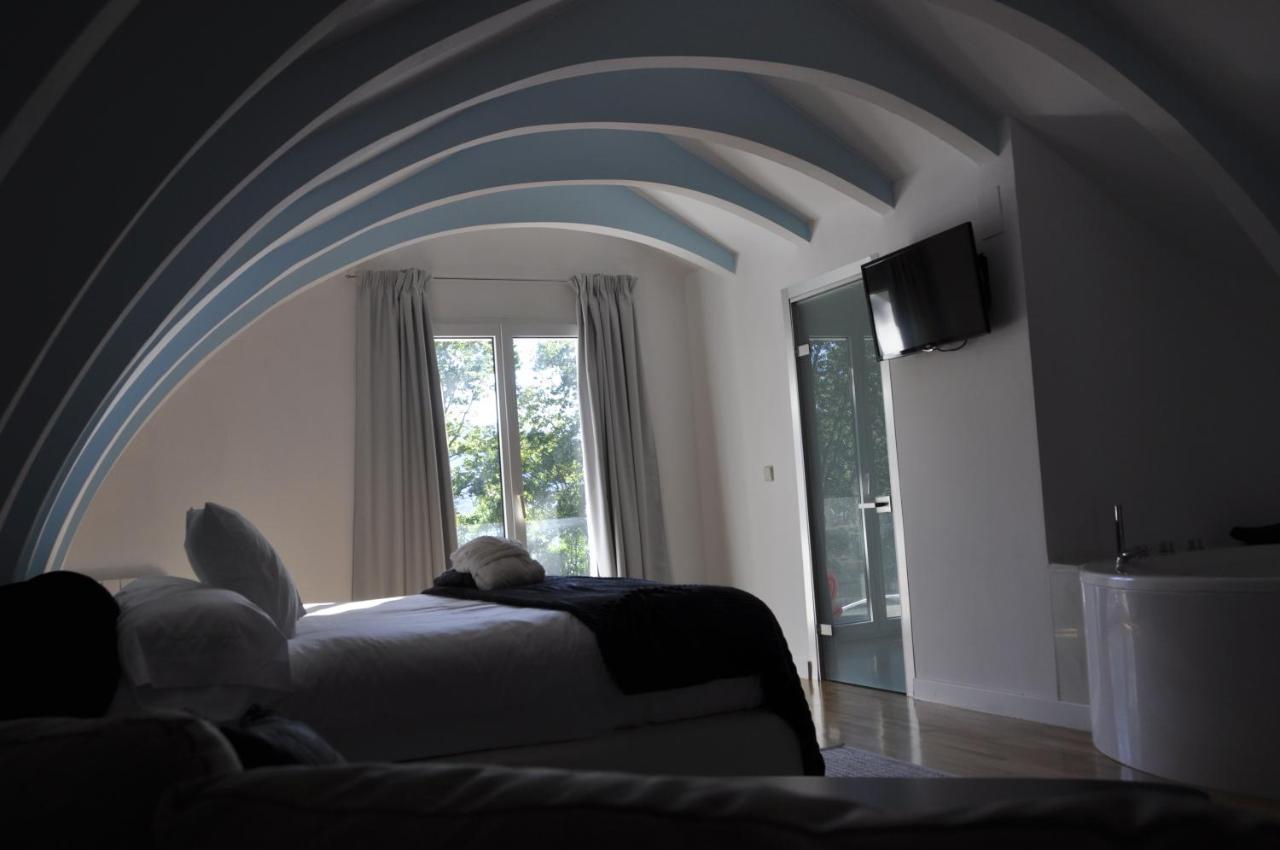 Espejo De Soledades Villa Vigo de Sanabria ภายนอก รูปภาพ